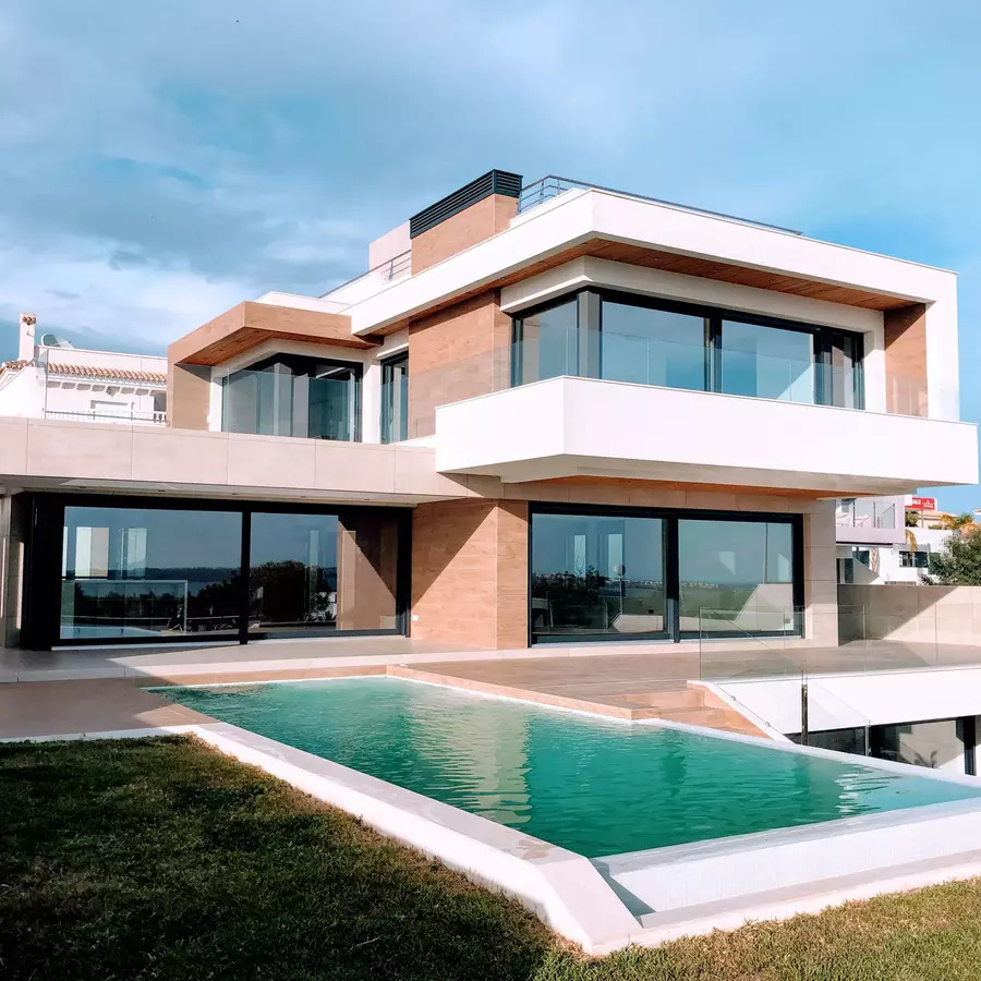 Avoiding common pitfalls in house valuation