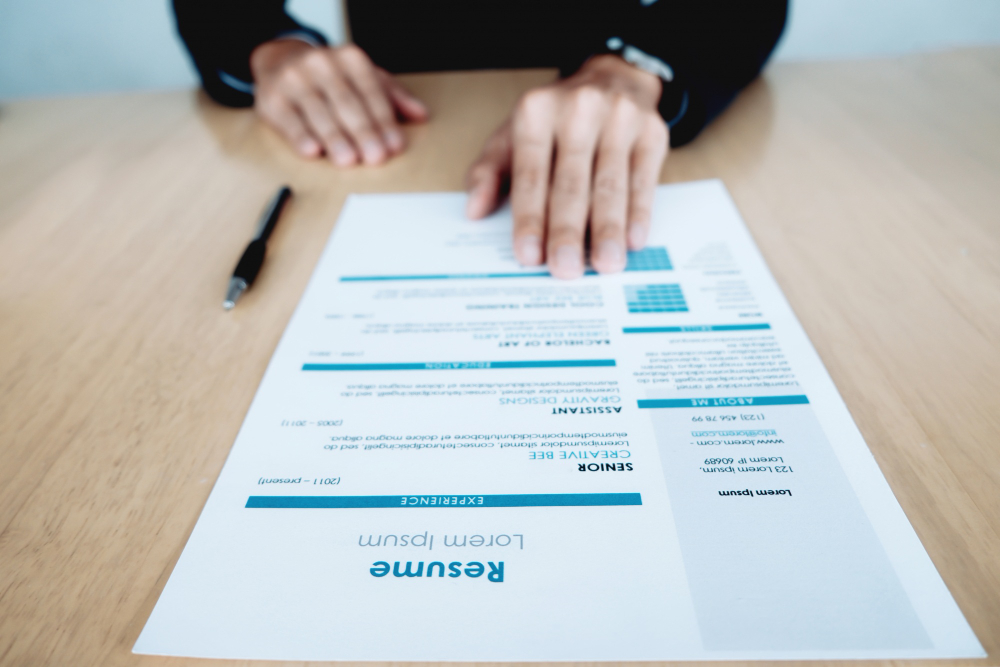 Human-Crafted Resumes to Help Applicants Shine in Australia
