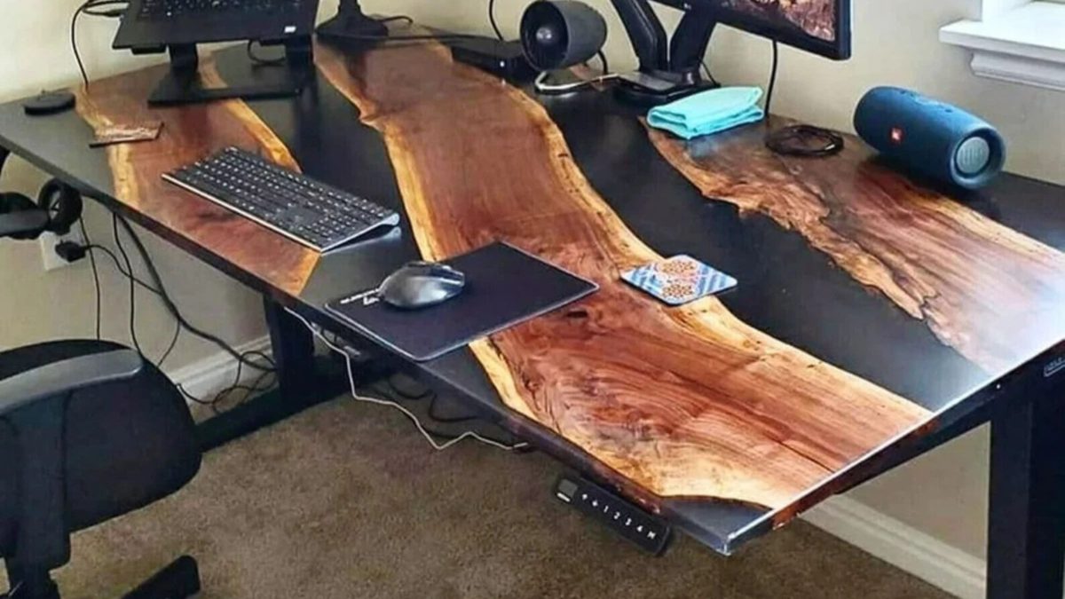How Does an Epoxy Computer Desk Change Your Desk Setup?
