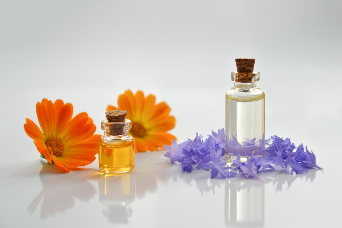 Leading Essential Oil Wholesale Suppliers in India for Pure Oils