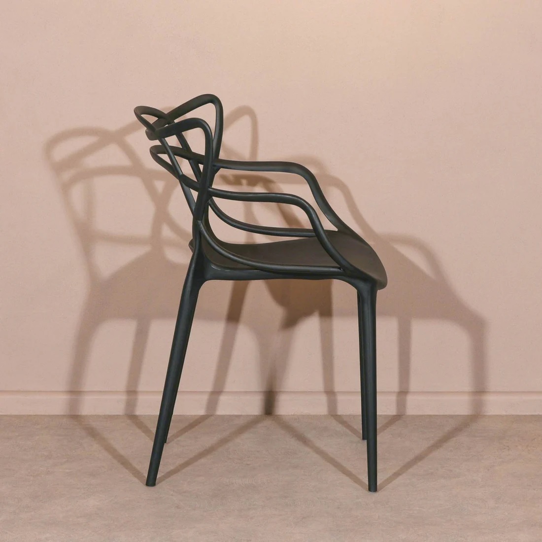 What Makes the Black Masters Dining Chair a Stylish Addition to Your Dining Space? What Makes the Black Masters Dining Chair a Stylish Addition to Your Dining Space?