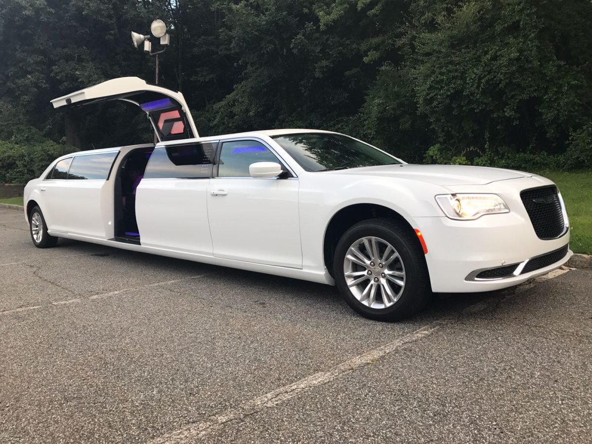 Surprise Your Group with the Luxury Party Bus in New Jersey Surprise Your Group with the Luxury Party Bus in New Jersey