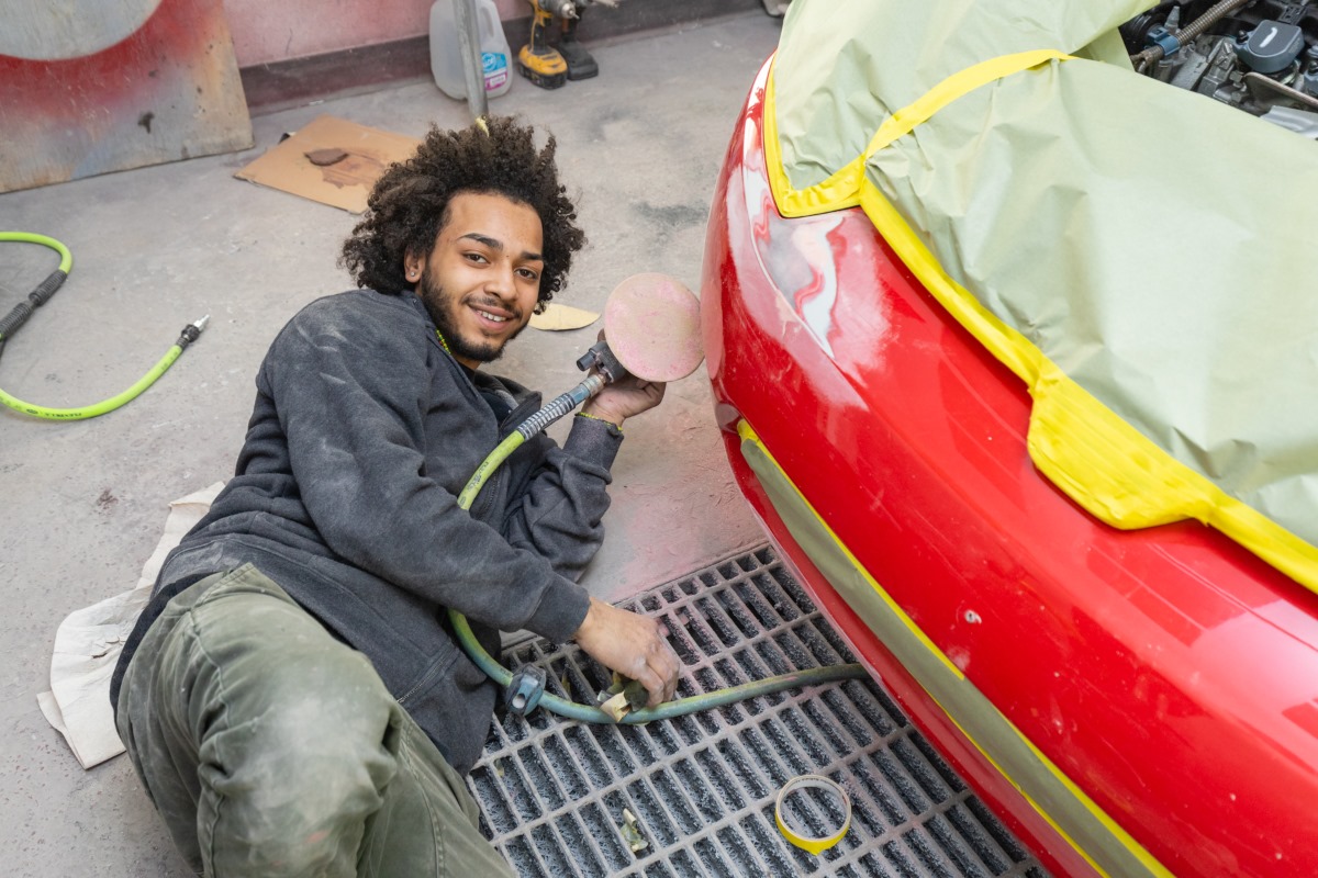 Milwaukee’s Trusted Experts For Automotive Collision Repair And Paint Services