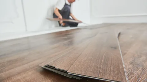 How Luxury Vinyl Flooring Services Compare To Tile And Laminate