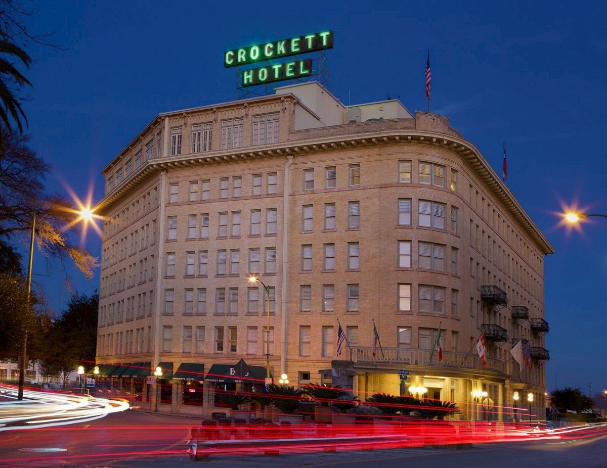 Experience Historic Charm and Modern Comfort at Crockett Hotel in Downtown San Antonio. Experience Historic Charm and Modern Comfort at Crockett Hotel in Downtown San Antonio.