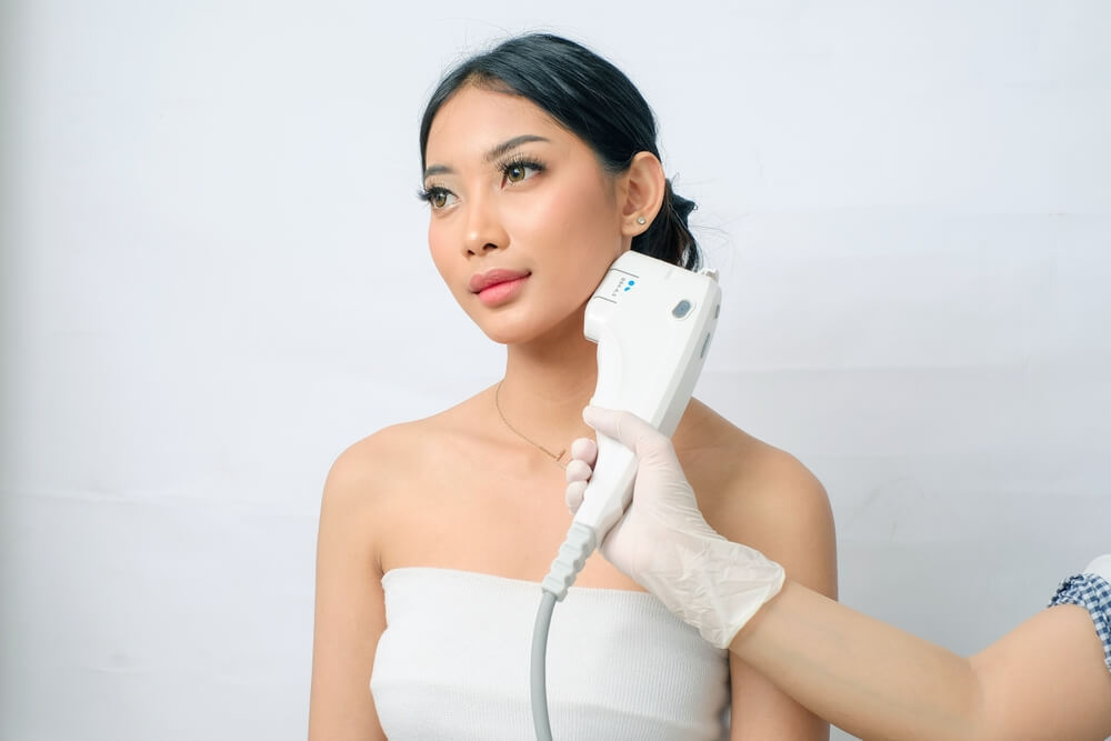 HIFU for a Sculpted and Defined Look HIFU for a Sculpted and Defined Look