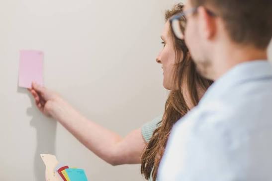 How to Choose the Right Colors for Your Riverview Home’s Interior