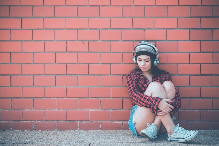 Building a Healthier Mind: Integrating Cognitive Training with Professional Mental Health Support
