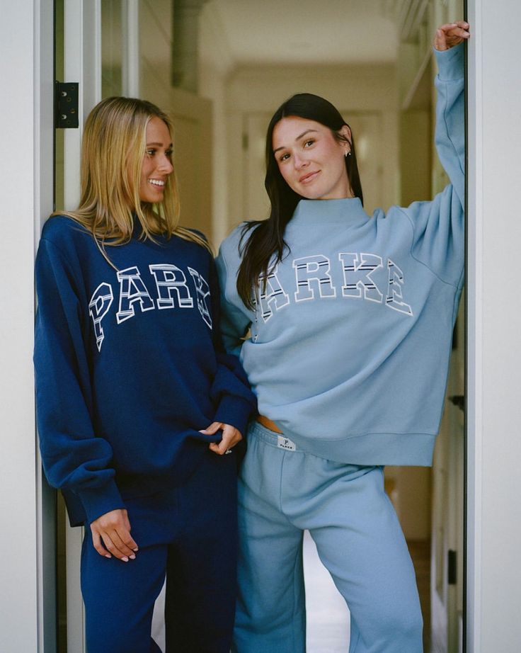 How Does Parke Sweatshirt Styling Work Across Different Occasions? How Does Parke Sweatshirt Styling Work Across Different Occasions?