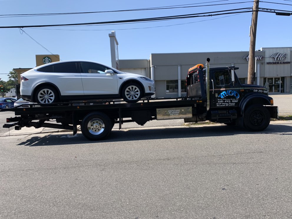 Towing Services in Bronx for Reliable Roadside Assistance