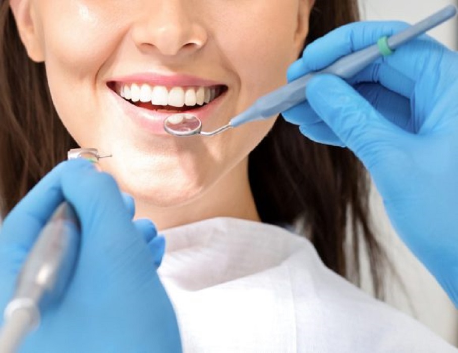 What Factors Determine Whether Full Mouth Dental Implants Are Appropriate?